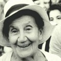 Ovaj snimak Desanke Maksimović svi dele od 1.septembra: Otkrila glavnu metodu koju je koristila kao učiteljica