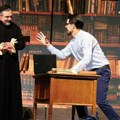 NIN u Čortanovcima na Novom tvrđava teatru: Postajemo država karneval