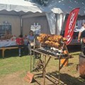 Ovaj kraj je prava riznica srpske hrane i tradicije: Starinski kupus, gulaš, pasulj, hajdučki ćevap, pečeni prasići: Plodovi…
