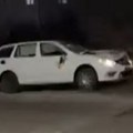 (Video) Ovako izgleda auto koji je usmrtio majku i ćerku (12) u Sjenici. Vozio brzo, pa naleteo na rizlu i zakucao se u njih…