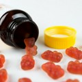 Doktor upozorava na suplemente koji mogu izazvati predoziranje: Deca ih obožavaju
