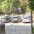 Čitaoci prijavljuju: Grupa od 15 ljudi obilazi zgrade u Dubočici i beleži izjašnjavanje građana da li će glasati za Vučića…