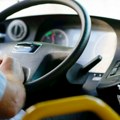 Vozač autobusa usred vožnje pustio film za odrasle: Putnici snimili šok-scenu u srpskom komšiluku