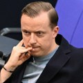 Ukinut mu imunitet Adis Ahmetović, za kog se pričalo da je lobirao protiv Srbije, pod istragom zbog korupcije