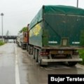 Kamioni sa srpskom robom ni danas ne mogu ući na Kosovo
