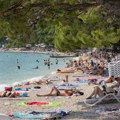 Dete pronađeno na Halkidikiju: Kupači primetili da mališan luta poznatom plažom očevici otkrili detalje drame
