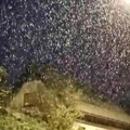 Sneg zavejao Hrvatsku Kao da je Božić: Oluja u Gorskom Kotaru, Pulu zasuo grad, grom zapalio krov kuće u Rovinju...