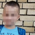 "Neću da mi dete ubiju u školi": Majka maltretiranog prvaka iz Sremskih Karlovaca očajna, nadležni tvrde da će dečak biti…