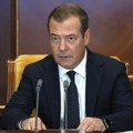 Medvedev pozvao Francusku da pritvori Zakerberga nakon hapšenja Durova