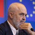 Edi Rama: Samo će Italija moći da vodi prihvatne centre za azilante u Albaniji