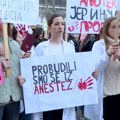 Protest kod Kliničkog u Kragujevcu: Podrška za studente i lekare iz Palmotićeve