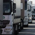 Čekanje samo za automobile na Batrovcima u trajanju od sat vremena