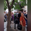 U PKS javna rasprava o mineralnim sirovinama, ispred zgrade protest ekoloških aktivista