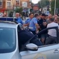 Šokantan video hapšenja Srbina u Severnoj Mitrovici! vMinistar Starović upozorava na policijsku okupaciju kakvu Evropa ne…