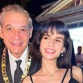 U Narodno pozorište u miniću koji sve otkriva: Naš glumac (64) oženio 32 godine mlađu, pogledajte kako izgleda Marija