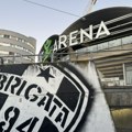 Stadion "Arnold Švarceneger" - e, pa ne može FOTO/VIDEO