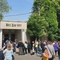 Koliko ljudi tokom godine ode u Beogradski zoološki vrt?