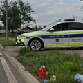 Pijana žena zvala dečka da je spasi od saobraćajaca, a onda je usledila scena kakvu ne gledamo ni u komedijama