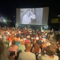 Niški filmski festival: Publika ogromnim aplauzom čestitala rođendan glumcu Nebojši Glogovcu