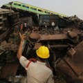 Poznat uzrok stravične nesreće u indiji: Sudar izazvala greška u elektronskoj skretnici, putnički voz poslat na pogrešan…