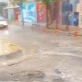Stravične scene stižu iz Grčke! Kiša poplavila ulice, gromovi pucaju, država u pripravnosti: Prizori kao iz horor filmova…
