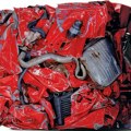 Ferrarijevo ‘Odeljenje za čišćenje’ uništilo tri falsifikovana automobila, hiljade majica, satova…