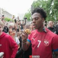 ВИДЕО: ИСховСпеед у Србији - тинејџери трче за њим