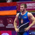 Komarov obezbedio srebro u Zagrebu, u nedelju borba za zlato