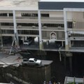 Rupa duboka 50 metara otvorila se u centru i "progutala" automobile i bandere: Prve fotografije iz Bangkoka
