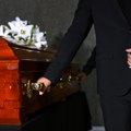 Užas u Americi: Suvlasnica pogrebnog preduzeća oskrnavila preko 200 tela; Porodicama prodavala "lažni pepeo"