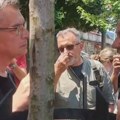 Verbalni napad na poslanike opozicije u Zvečanu (VIDEO)