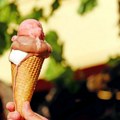 Masovno trovanje sladoledom na vašaru u Ćupriji: Uhapšen vlasnik tezge