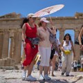 Turisti, oprez! Grčku je okovala "toplotna zver", evo gde će temperaturne skale eksplodirati: Na snazi posebno upozorenje zbog…