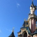 Horor u Diznilendu: Turista prenimuo tokom vožnje u luna parku