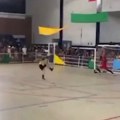 VIDEO Užasne scene: Golman preminuo nakon što je odbranio penal