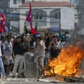 FOTO Blokada društvenih mreža izazvala krvave proteste u Nepalu: Više od deset mrtvih, policija rasteruje demonstrante…