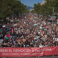 Desetine hiljada u Barseloni demonstriraju u znak podrške Palestincima i protiv rata u Gazi