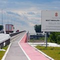Ako ste naumili Pupinovim mostom, naoružajte se strpljenjem: Došlo je do sudara
