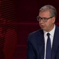 Vučić najavio da će sutra u podne raspisati vanredne parlamentarne izbore
