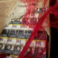 U kamionu na Preševu pronađeno 202.500 paklica cigareta: Uhapšen vozač, postupak vodi tužilaštvo u Nišu [FOTO+VIDEO]
