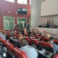 Duel Sotirovski - Banđur u niškoj Skupštini: Ko je “navodno” diplomirao, a ko ušao u SNS da napravi ime