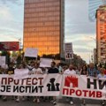 Protest “Niš protiv nasilja” krenuo je od Gradske kuće i završio se blokadom pruge