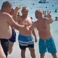 Najstrašnije izvređali Srbe zbog veselja na plaži "Tumarajuće horde bolesnog naroda, uvek moraju da srbuju" (video)