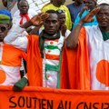 Vojne vlasti u Nigeru naredile francuskom ambasadoru da napusti zemlju
