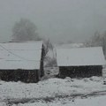 Sneg na jugozapadu Srbije, zabeleli se Pešter i Zlatibor