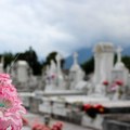 Srbi na zadušnice u Prištini: Razbijeni i porušeni spomenici, groblje u lošem stanju