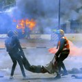 Kenija: Demonstranti upali u zgradu parlamenta i zapalili je