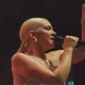 Milica Todorović zapalila scenu u Staroj Pazovi: Koncert za pamćenje! (FOTO)