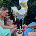 Prva slika Marije Mikić s bivšim mužem posle razvoda: Proslavili zajedno ćerki rođendan: "Juče smo položili prvi ispit"
