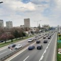 Zapalio se kamion na auto-putu kod Stare Pazove (VIDEO)